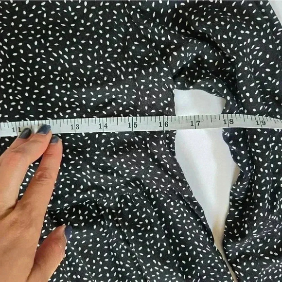 Black and white speckled patterned dress size XS/small - Picture 10 of 10